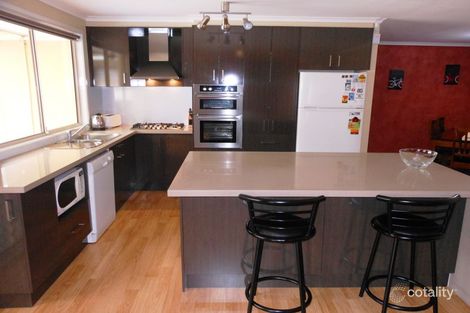 Property photo of 9 Meredith Crescent St Helens Park NSW 2560