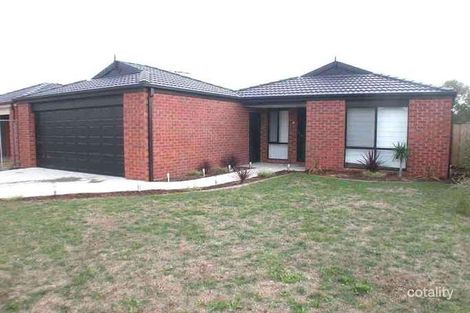Property photo of 9 Fishburn Place Cranbourne West VIC 3977