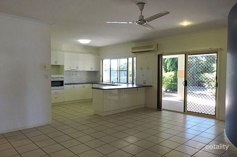 Property photo of 3 Beachside Place Shoal Point QLD 4750
