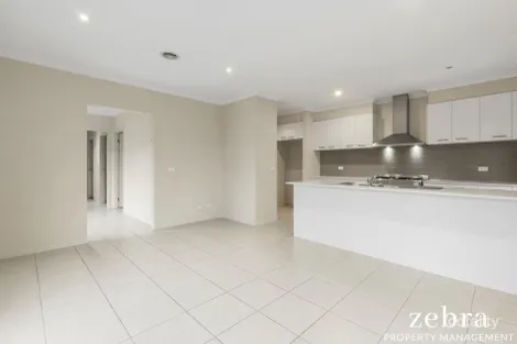 Property photo of 16 Cornubia Road Manor Lakes VIC 3024