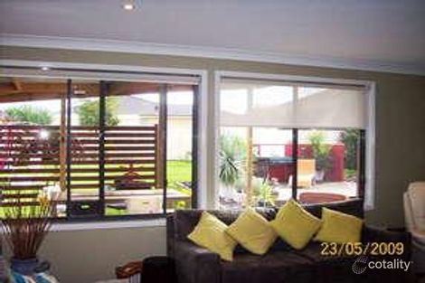 Property photo of 10 Drayton Crescent Thornton NSW 2322