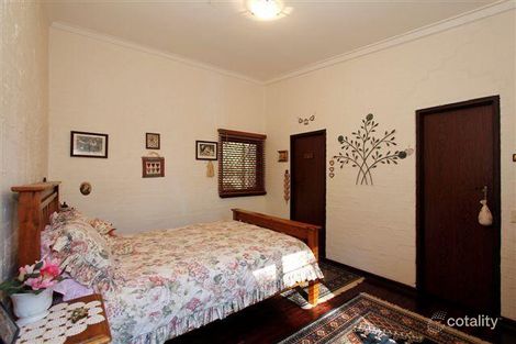 Property photo of 112 Mundaring Weir Road Kalamunda WA 6076