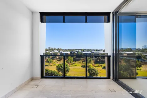 Property photo of 407E/1 Marina Drive Benowa QLD 4217