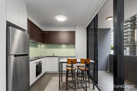 Property photo of 320/30 Festival Place Newstead QLD 4006