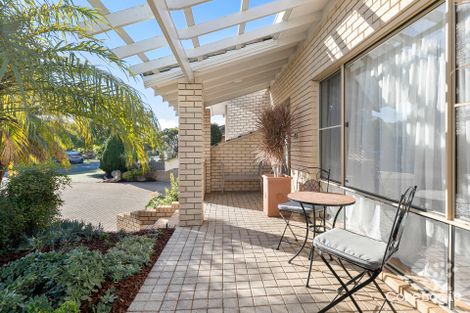 Property photo of 21 Kingston Place Kardinya WA 6163