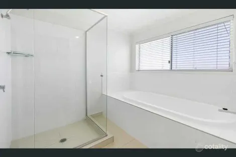 Property photo of 4 Brier Court Golden Beach QLD 4551