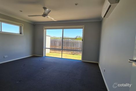 Property photo of 1 Poppy Crescent Springfield Lakes QLD 4300