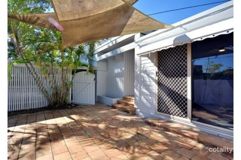 22 Dell Rd, St Lucia, QLD 4067