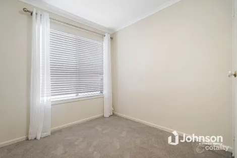 Property photo of 19/7A Copernicus Street Wynnum West QLD 4178
