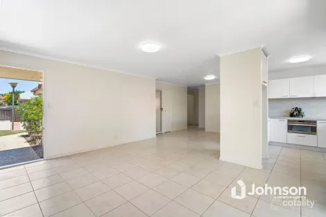 Property photo of 19/7A Copernicus Street Wynnum West QLD 4178