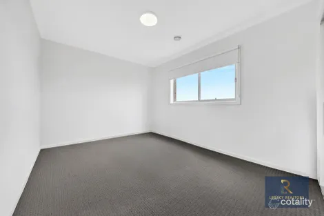 Property photo of 31 Mulholland Drive Tarneit VIC 3029