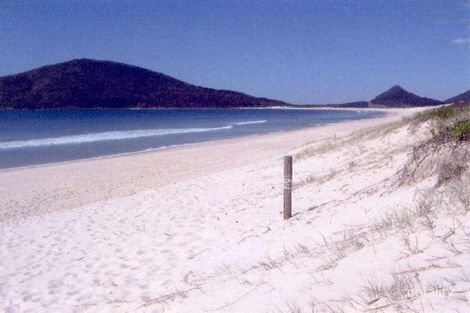 9 Russell St, Hawks Nest, NSW 2324