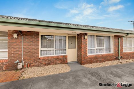 Property photo of 4/28 Eumarella Street Tullamarine VIC 3043