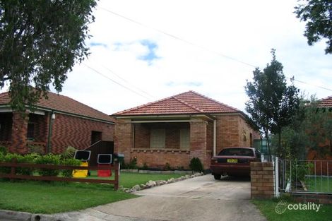52 Defoe St, Wiley Park, NSW 2195