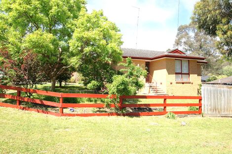Property photo of 13 Hughes Court Woori Yallock VIC 3139