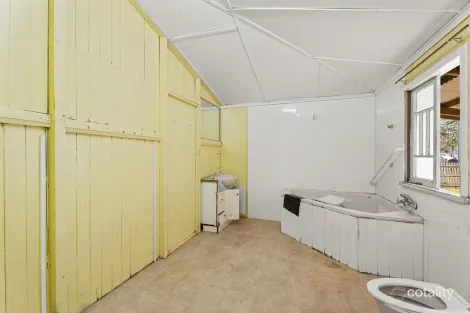 Property photo of 36 Gympie Road Tinana QLD 4650