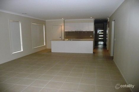 Property photo of 13 Halycon Bend Beveridge VIC 3753