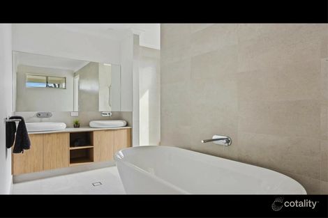 Property photo of 3 Boudicca Drive Forrestdale WA 6112