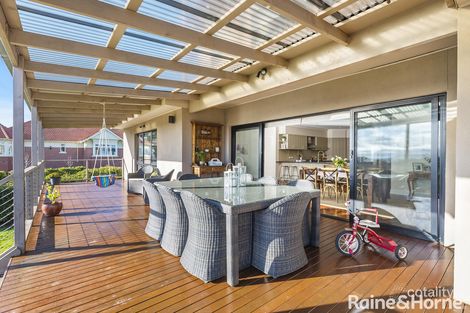 Property photo of 26 Alcheringa Court Gisborne VIC 3437