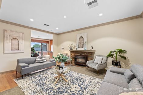 Property photo of 19 Middleborough Road Burwood VIC 3125