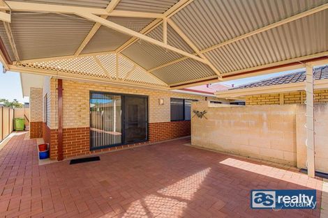 Property photo of 18 Gatton Way Embleton WA 6062