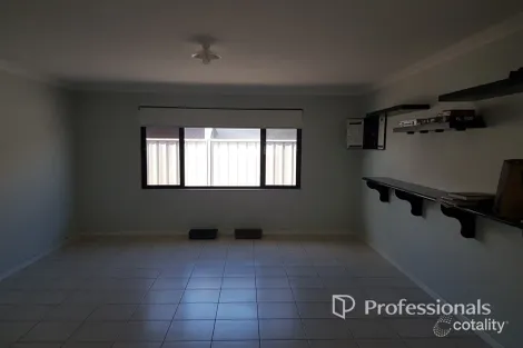 Property photo of 28 Solar Street Australind WA 6233