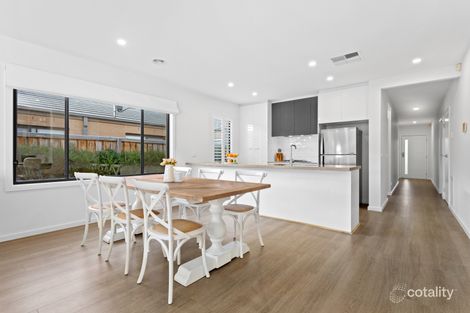 Property photo of 3 Giselle Circuit Greenvale VIC 3059