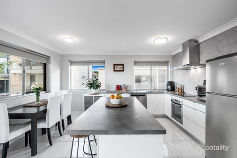 Property photo of 6/34 Miles Street Hawthorne QLD 4171