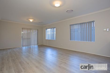 Property photo of 5 Mariala Way Wandi WA 6167