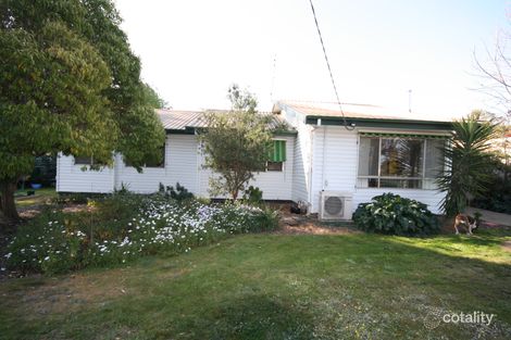 36 Bridge Rd, Rochester, VIC 3561