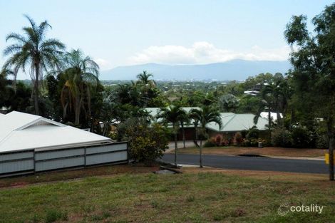 Property photo of 11 Strutton Place Mooroobool QLD 4870