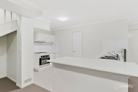 Property photo of 8/30-42 Fleet Drive Kippa-Ring QLD 4021