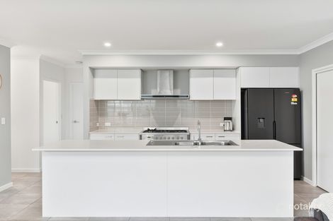 Property photo of 16 Wishart Crescent Baringa QLD 4551