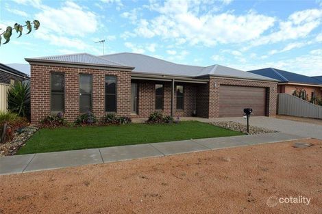 2/17 Fiona Dr, Yarrawonga, VIC 3730