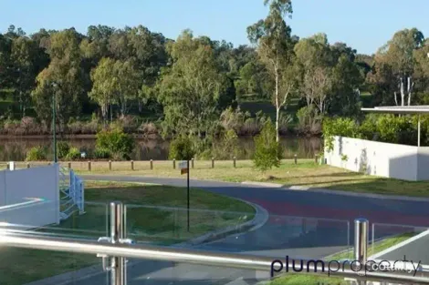 Property photo of 8 Palmer Place Sinnamon Park QLD 4073