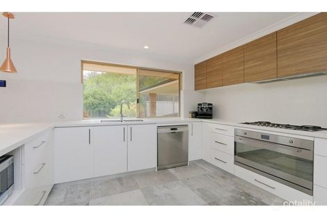 Property photo of 7 Joyce Place Bateman WA 6150