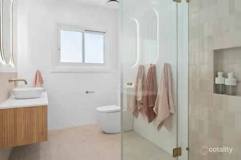 Property photo of 24 Hilmer Street Frenchs Forest NSW 2086