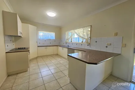 Property photo of 2 Matthew Court Crows Nest QLD 4355