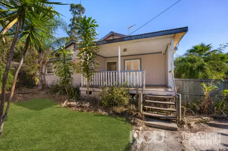 Property photo of 17 Thomas Street Blackstone QLD 4304