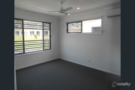 Property photo of 13/37 Witheren Circuit Pacific Pines QLD 4211