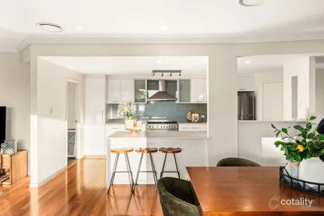 Property photo of 17 Casuarina Street Seventeen Mile Rocks QLD 4073