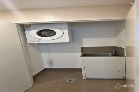 Property photo of 9-13 Patricia Street Mays Hill NSW 2145