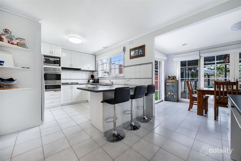 Property photo of 13 Kalista Court Burwood East VIC 3151