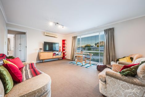 Property photo of 10 Kossecks Place Belmont VIC 3216