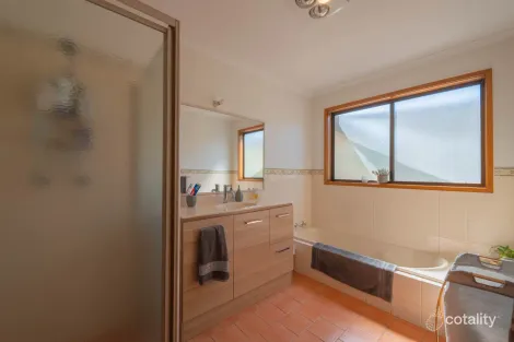 Property photo of 3 Howard Street West Wyalong NSW 2671