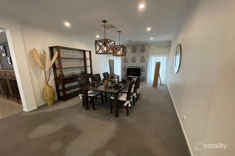 Property photo of 6 Feather Place Point Cook VIC 3030