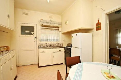 Property photo of 16 Snowden Street Sunshine VIC 3020