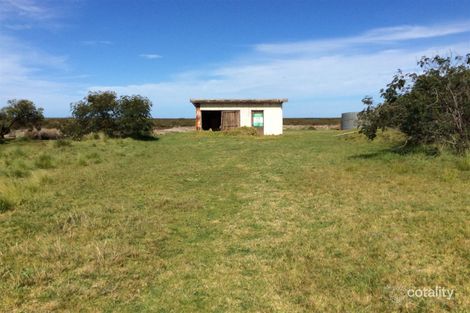 27 Fisher St, Manns Beach, VIC 3971