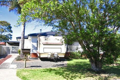 16 Doone St, Barrack Heights, NSW 2528