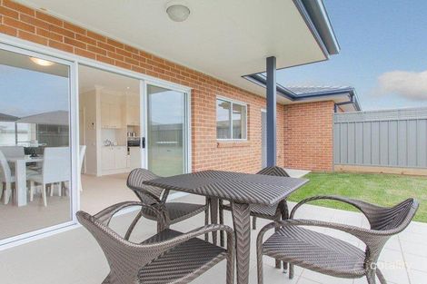 Property photo of 25 The Cove Drive Fullerton Cove NSW 2318